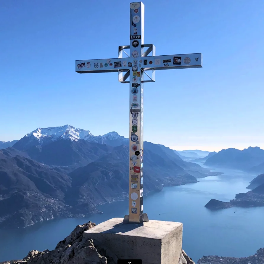 Plesio on Lake Como where Nynke reviewed Adam Clark 5 stars on Google